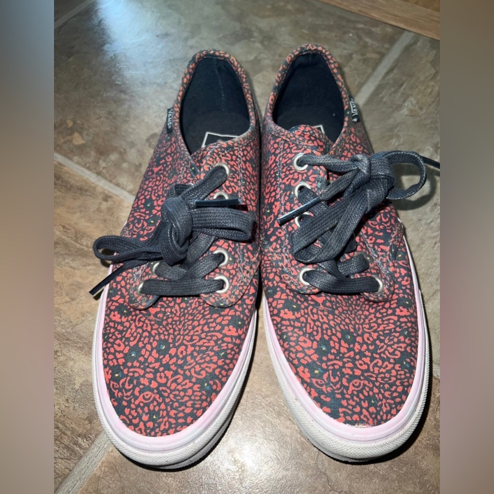 Vans like new